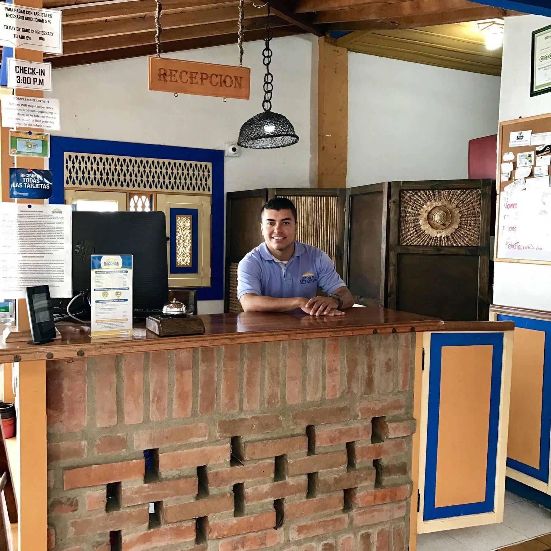 Hostal Ciudad De Segorbe Salento Exteriör bild